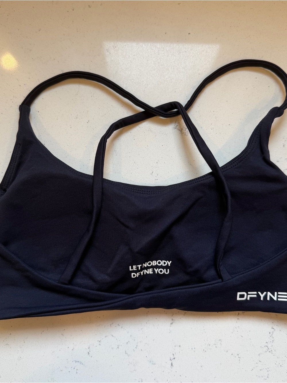 DFYNE Twist Back Sports Bra - Picture 2 of 4